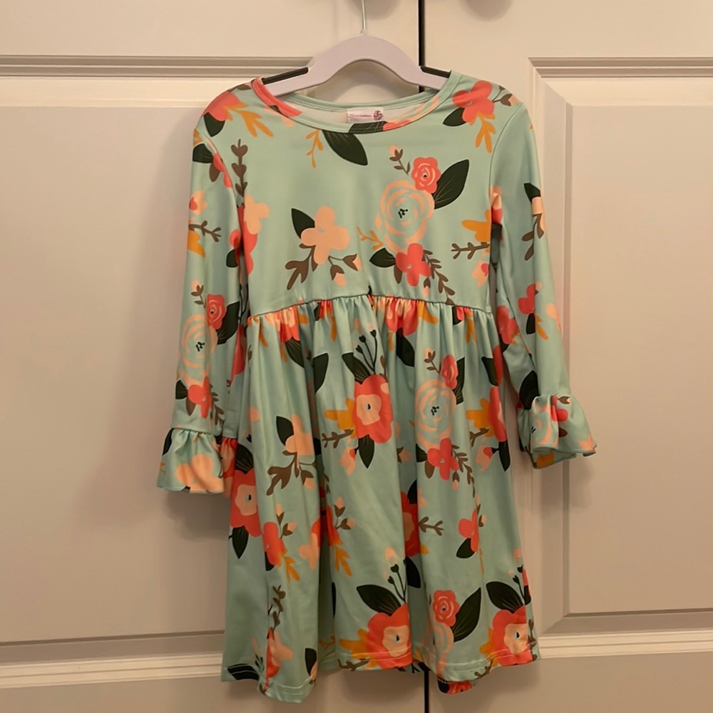 Adorable sweetness size 5T dress or Tunic